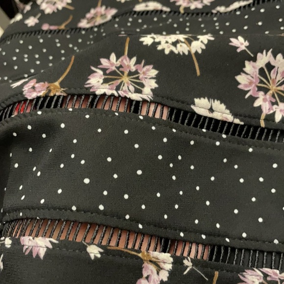 NWOT White house Black market straight black with floral and polkadots stations - Picture 3 of 10